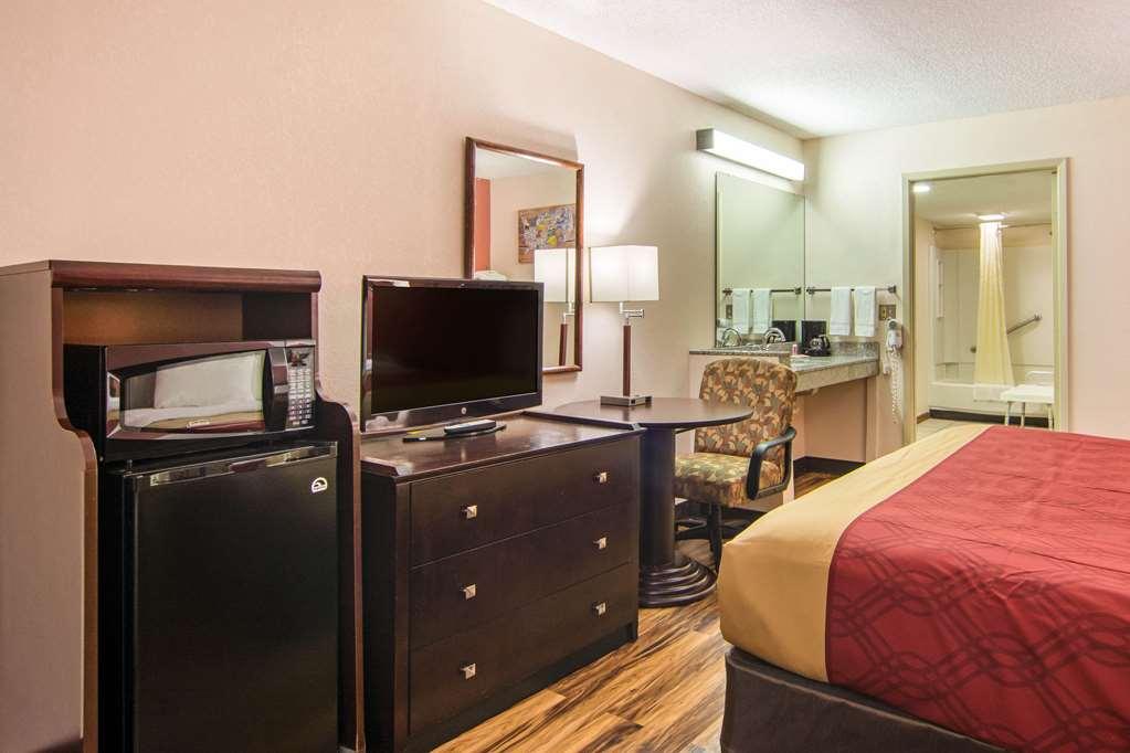 Econo Lodge Madison Værelse billede
