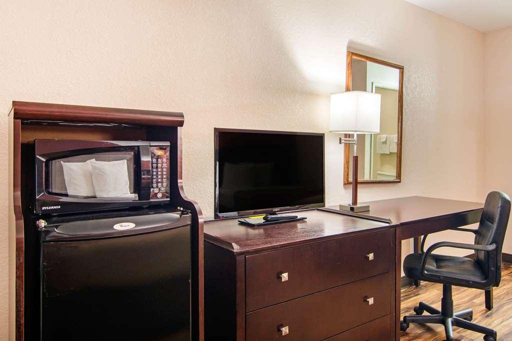 Econo Lodge Madison Værelse billede