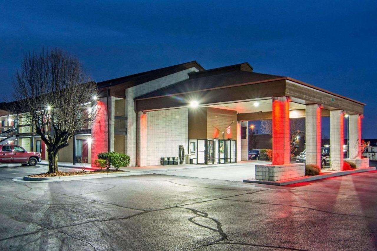 Econo Lodge Madison Eksteriør billede