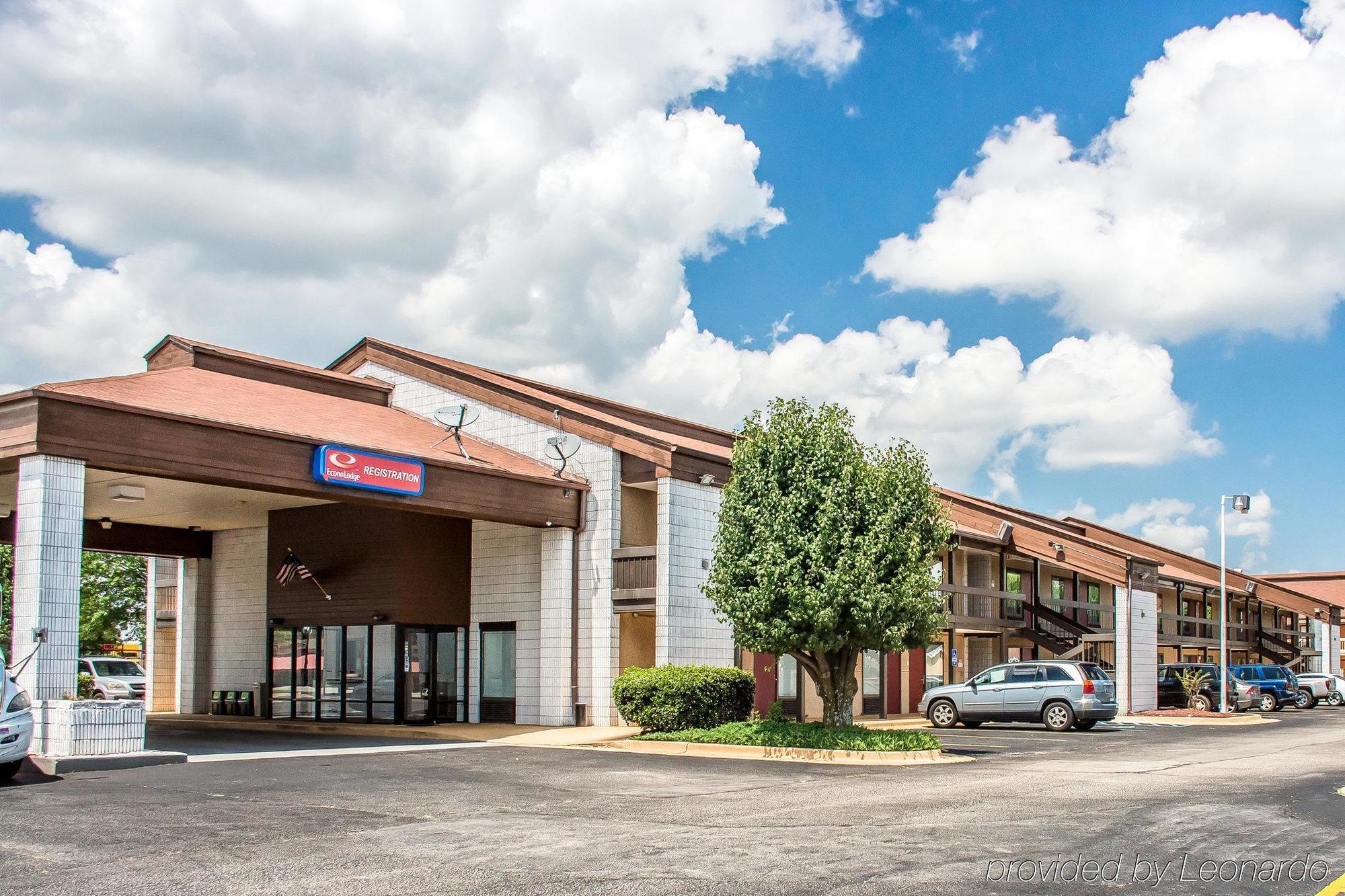 Econo Lodge Madison Eksteriør billede