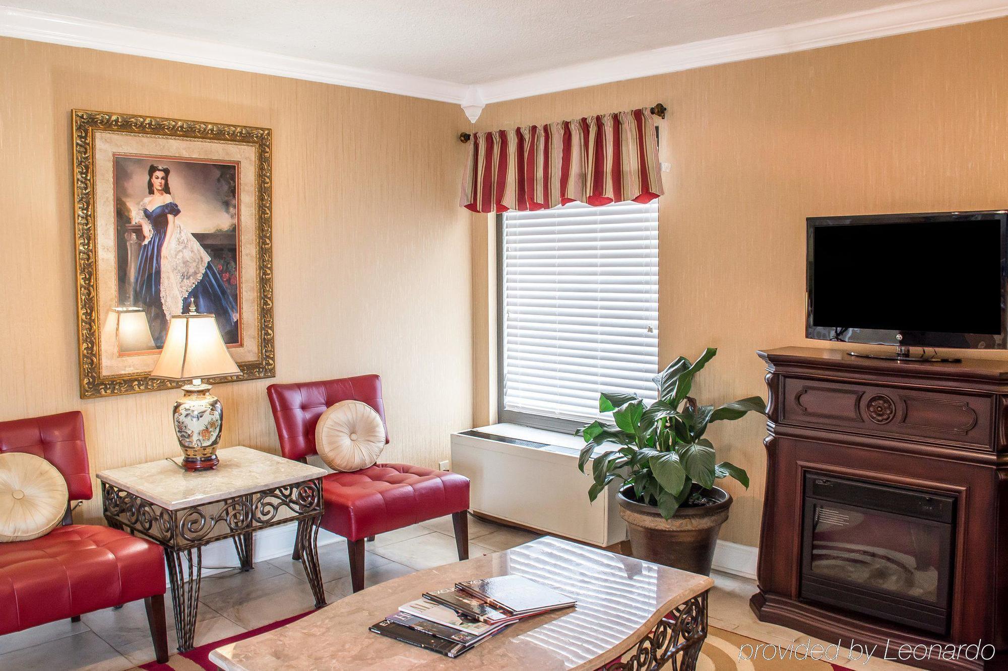 Econo Lodge Madison Eksteriør billede
