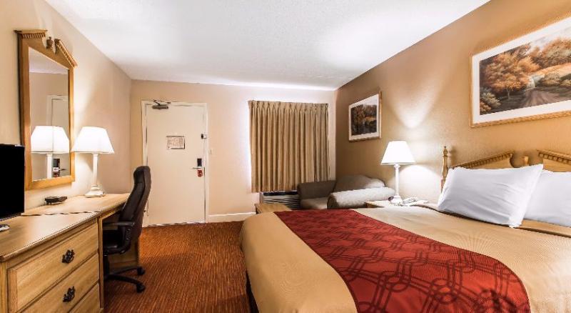 Econo Lodge Madison Eksteriør billede