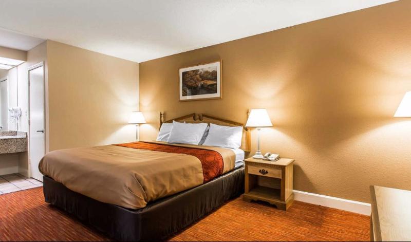 Econo Lodge Madison Eksteriør billede