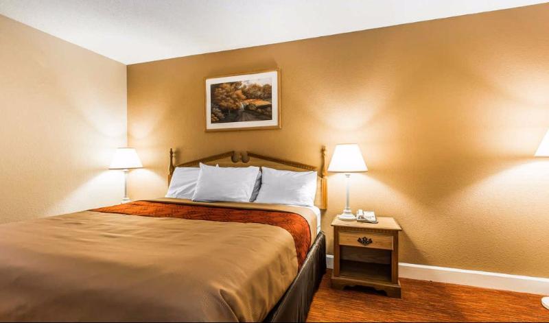 Econo Lodge Madison Eksteriør billede